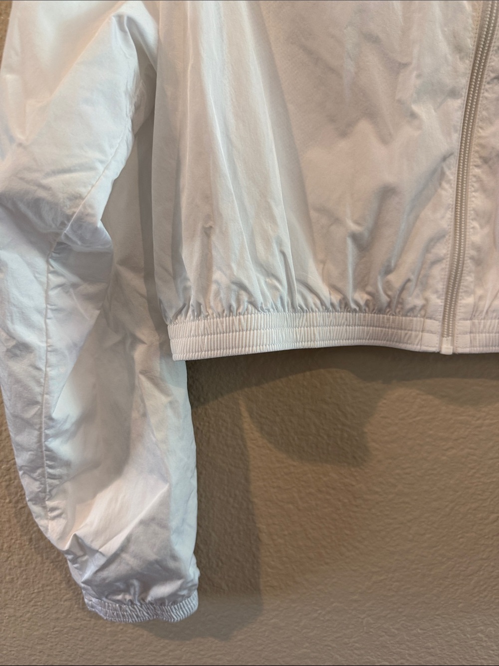 adidas White Cropped Jacket - Picture 4 of 4